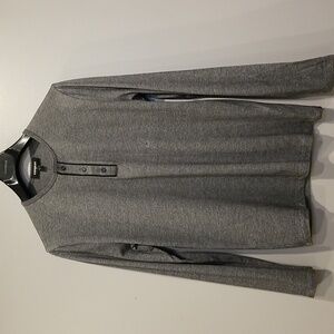 NWT Express Mens Henley sz Medium